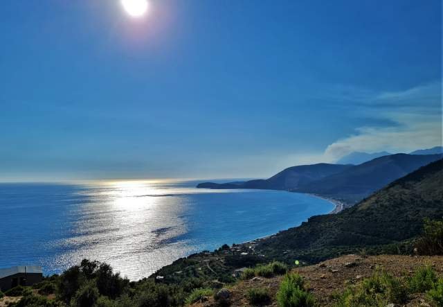 Himare, shes toke ne bregdet 2.000 m² 200.000 Euro