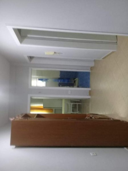 Tirane, jepet me qera Kati i pare i nje vile 3+1 35.000 Leke (Imer Ndregjoni)
