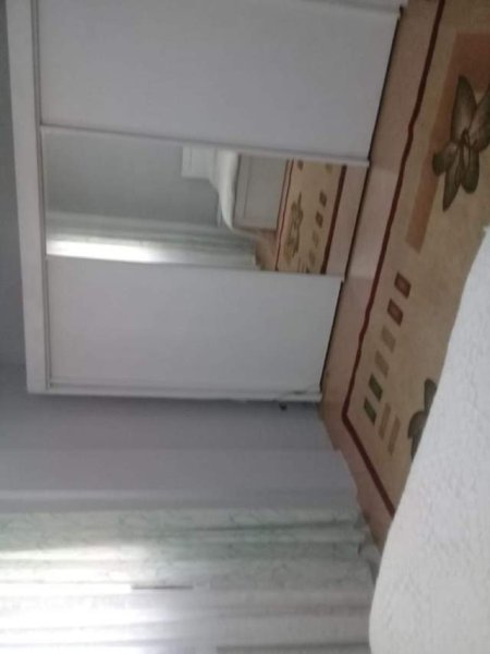 Tirane, jepet me qera Kati i pare i nje vile 3+1 35.000 Leke (Imer Ndregjoni)