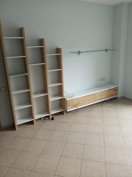 Shqiperi, jap me qera 1+1+A+BLK Kati 5, 77 m² 30.000 Leke (Tek NSHRAK-u)