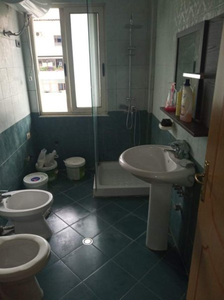Shqiperi, jap me qera 1+1+A+BLK Kati 5, 77 m² 30.000 Leke (Tek NSHRAK-u)
