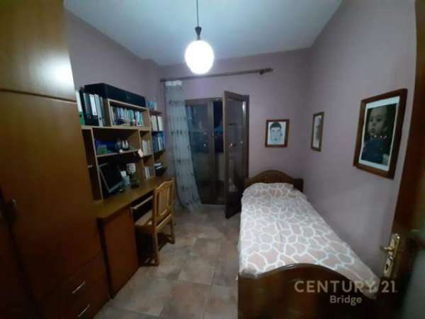 Tirane, shitet apartament 3+1+A+BLK Kati 6, 117 m² 107.500 Euro (Perballe Shkolles se Bashkuar)