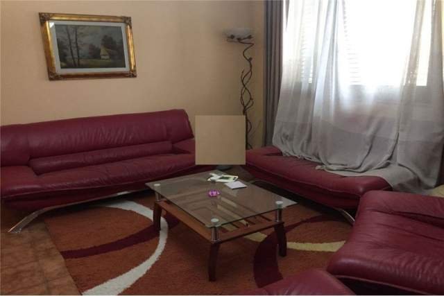 Tirane, jap me qera apartament 3+1 Kati 3, 101 m² 500 Euro (RRUGA ELBASANIT)