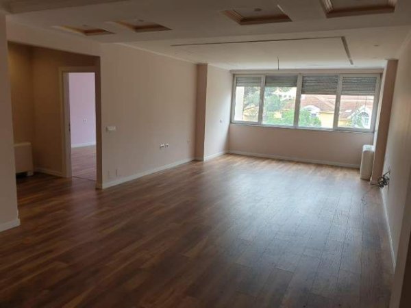 Tirane, jepet me qera zyre Kati 2, 160 m² 1.200 Euro (Rr Elbasanit)