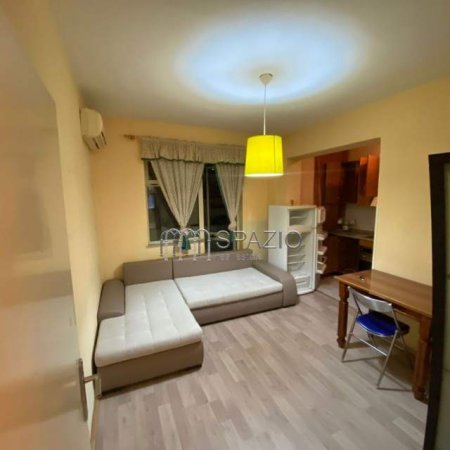 Tirane, jepet me qera apartament 2+1+BLK Kati 5, 80 m² 450 Euro (Rruga ''Myslym Shyri'')