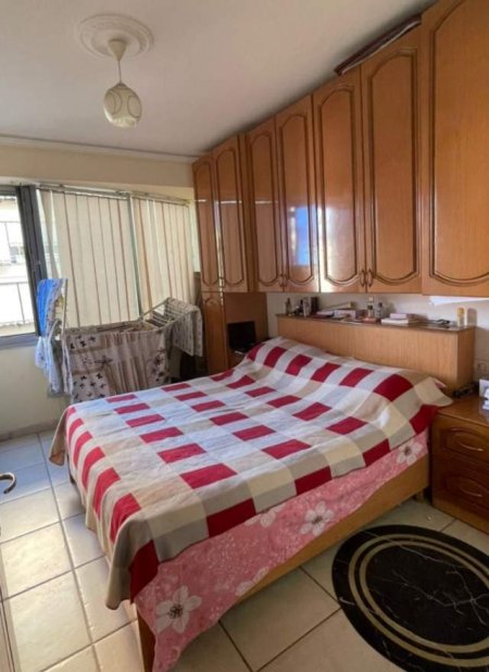 Tirane, jepet me qera apartament 2+1 Kati 5, 60 m² 380 Euro (rr .dibres)