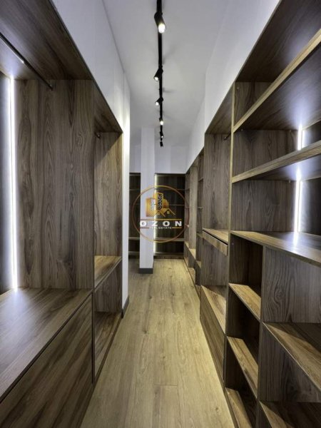 Tirane, jepet me qera Vile 3 Katshe Kati 0, 311 m² 3.000 Euro (TEG)