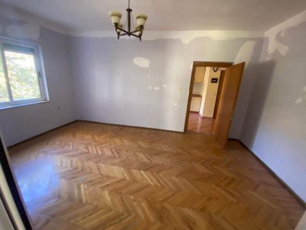 Tirane, shitet apartament 2+1+A+BLK Kati 4, 89 m² 130.000 Euro (Rruga Myslym Shyri)