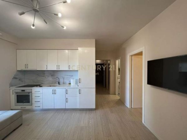 Tirane, jap me qera apartament 1+1 Kati 3, 44 m² 420 Euro (prane Condor Center)