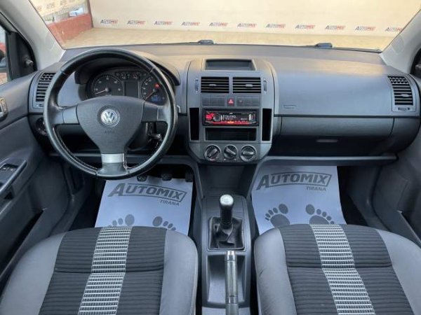 Tirane, shes makine Volkswagen POLO Viti 2008, 4.400 Euro