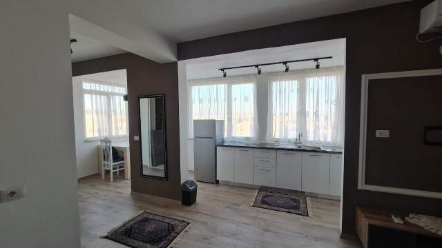 Tirane, jepet me qera apartament 1+1 Kati 12, 40 m² 320 Euro (kavajes)