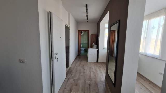 Tirane, jepet me qera apartament 1+1 Kati 12, 40 m² 320 Euro (kavajes)