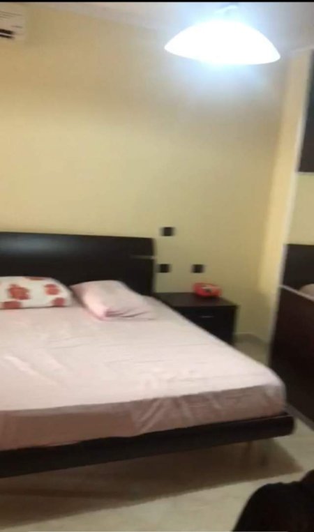 Tirane, jepet me qera apartament 2+1+BLK Kati 2, 94 m² 400 Euro (ali dem)