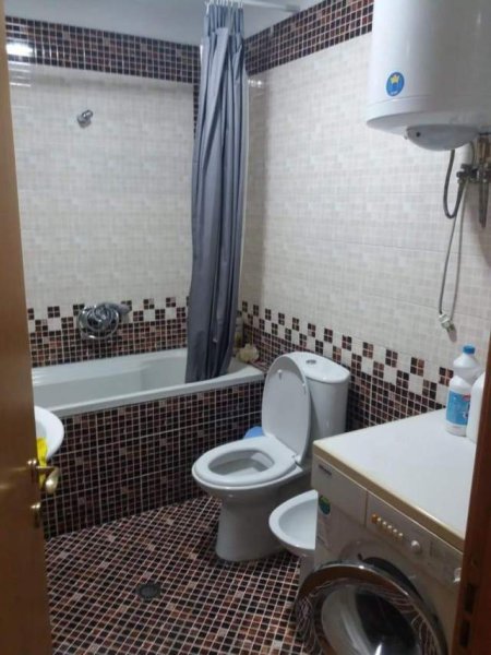 Tirane, jepet me qera apartament 2+1+BLK Kati 9, 110 m² 550 Euro (durresit)