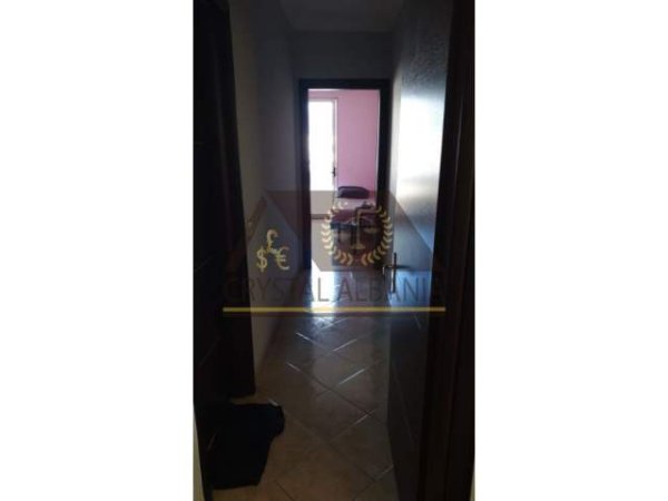 Tirane, jepet me qera apartament 2+1+BLK Kati 4, 100 m² 400 Euro (Rruga Shkelqim Fusha)