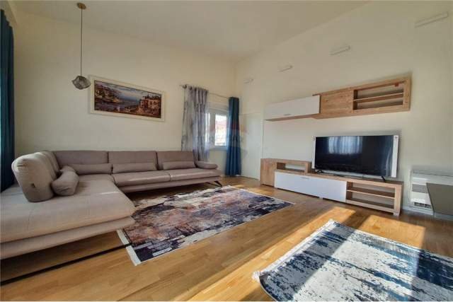 Tirane, jepet me qera apartament 2+1 200 m² 1.000 Euro (touch of the sun)
