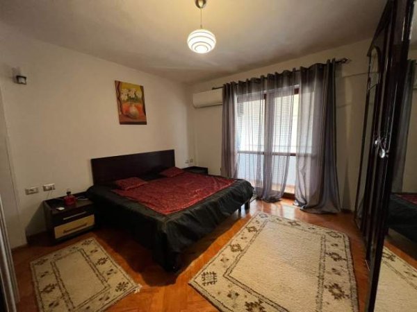 Tirane, jepet me qera apartament 2+1+BLK Kati 4, 60 m² 500 Euro (Pazari i Ri)