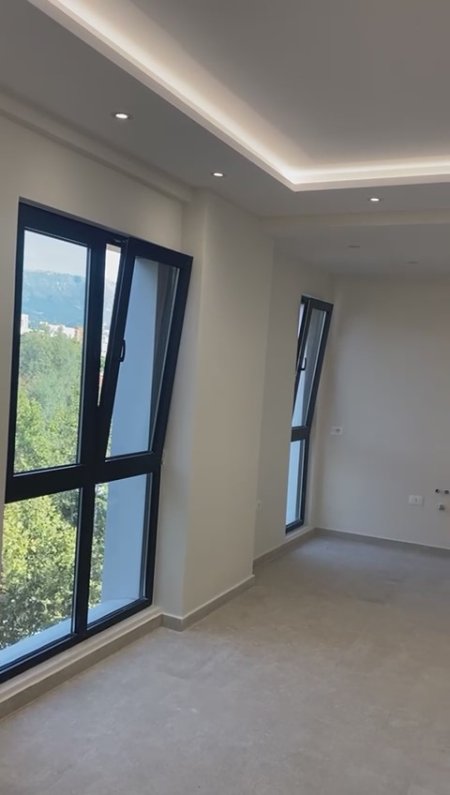 Tirane, jepet me qera apartament 1+1+BLK Kati 4, 65 m² 400 Euro