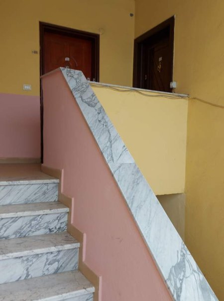 Tirane, jepet me qera Penthouse 2+1+A+BLK Kati 5, 90 m² 450 Euro (Muhamet Gjollesha)