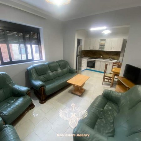 Durres, jap me qera apartament 1+1+A+BLK Kati 1, 300 Euro (UJESJELLSI)