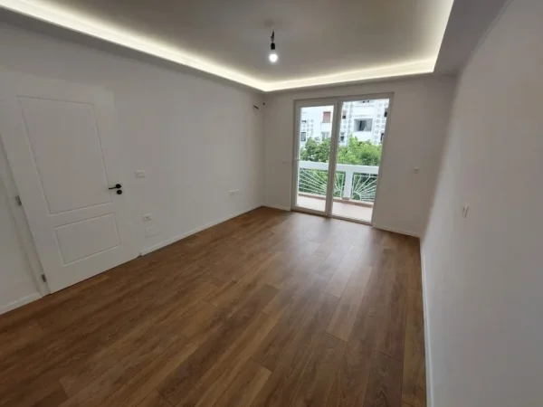 Tirane, shitet apartament 2+1 , 64 m² 128.000 € (Harry Fultz)