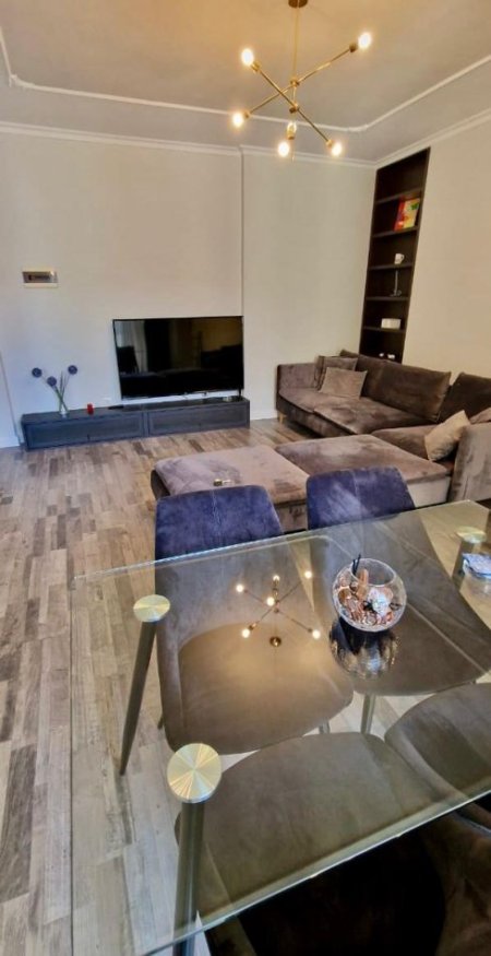 Tirane, shitet apartament 2+1 , 102 m² (Liqeni)