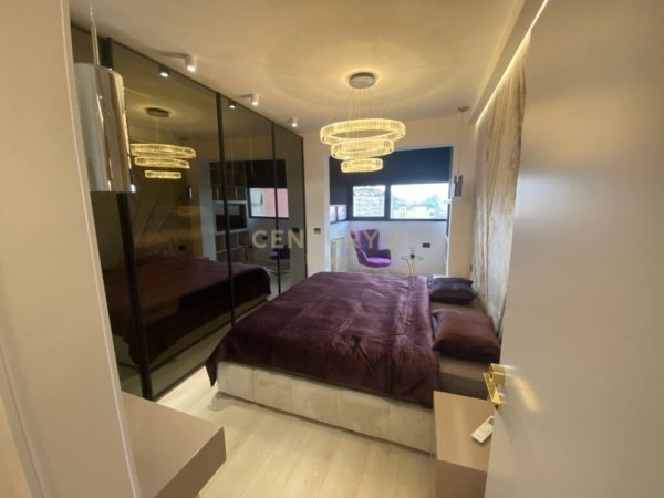 Tirane, shitet apartament 2+1 Kati 2, 120 m² (petro nini)