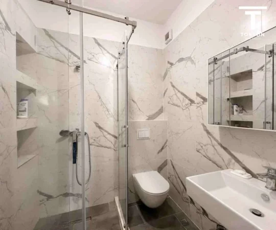 Tirane, shitet apartament 2+1+Ballkon Kati 2, 101 m² 237.000 € (PORCELAN)