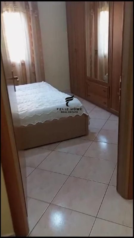 Tirane, jepet me qera apartament 1+1 Kati 2, 75 m² 490 € (5 MAJI)