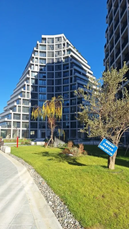 Dyqan  Kompleksi Lake View Kati 0, 42 m² 1.500 €
