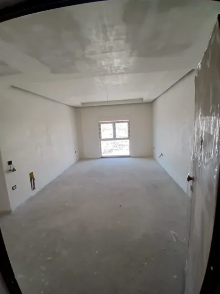 Tirane, shitet apartament 1+1 Kati 3, 100 m² 150.000 € (Laprake)