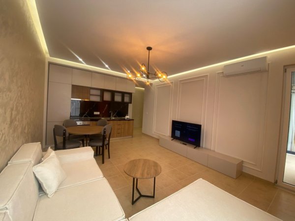 Tirane, jepet me qera apartament 2+1+Ballkon Kati 6, 100 m² 750 € (BULEVARDI I RI)