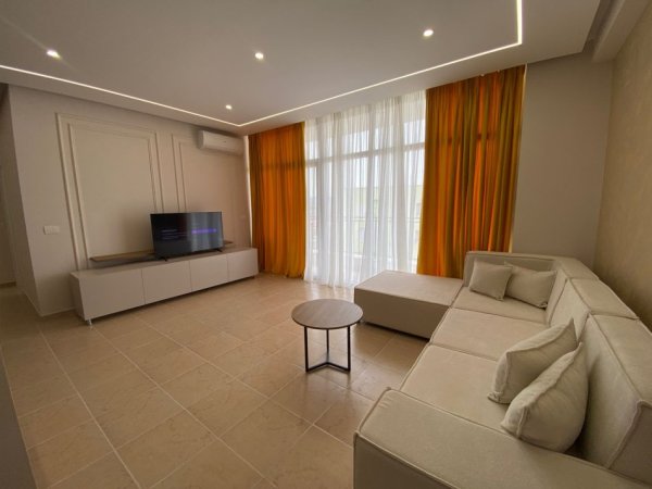 Tirane, jap me qera apartament 2+1+Ballkon Kati 7, 105 m² 750 € (bulevardi i ri)