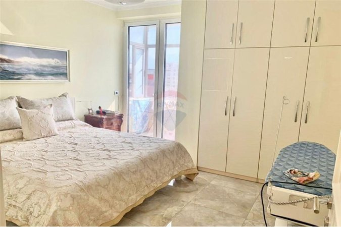 Tirane, jepet me qera apartament 2+1 Kati 6, 73 m² 600 € (Rruga e Kavajes)