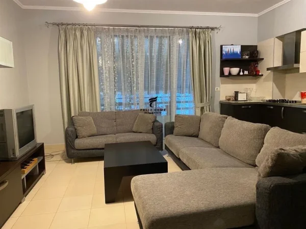 Tirane, jepet me qera apartament 2+1 Kati 2, 115 m² 600 € (KOPSHTI ZOOLOGJIK)