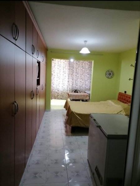 Tirane, jepet me qera apartament 2+1 Kati 5, 70 m² 400 € (brryli)