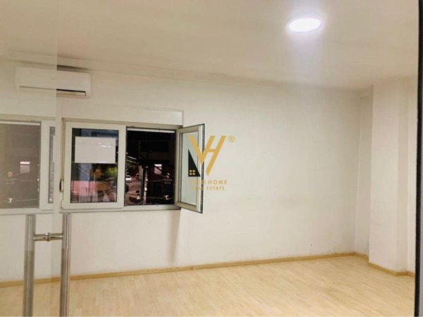 Tirane, jepet me qera zyre Kati 2, 140 m² 1.000 € (RRUGA E DURRESIT)