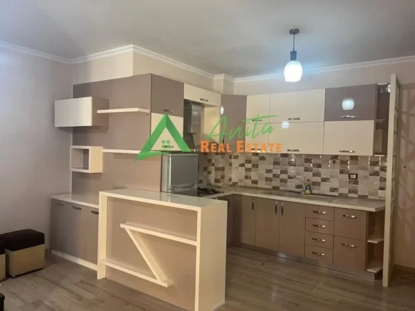 Tirane, jepet me qera apartament 2+1 Kati 6, 93 m² (Astir)