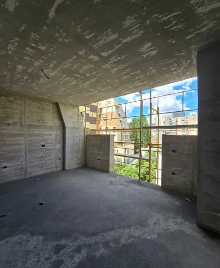 Tirane, shitet apartament 2+1 , 126 m² (Stadiumi Air Albania)