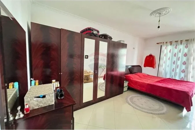 Tirane, jepet me qera apartament 1+1 Kati 8, 81 m² 350 € (astir)