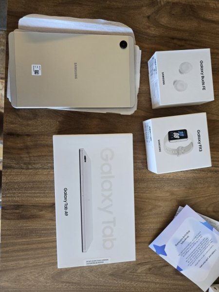 Tirane, shes Celular-Smartphone Shitet Galaxy Tab A9, Galaxy Fit3 dhe Galaxy Buds FE