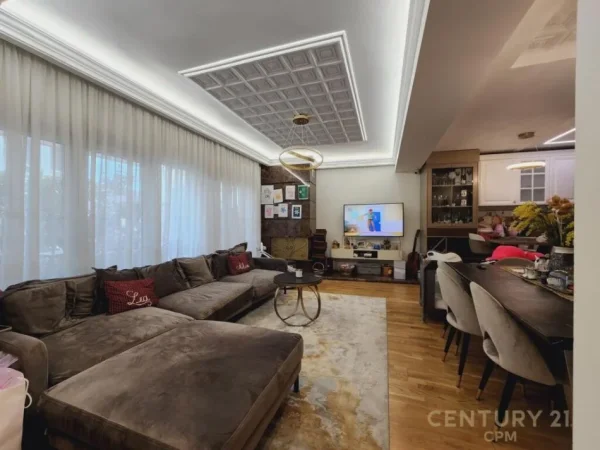 Tirane, shes apartament 3+1+3 , 182 m² 340.000 € (Kodra e Diellit Residence)