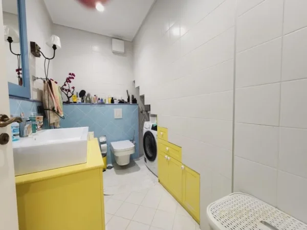 Tirane, shes apartament 3+1+3 , 182 m² 340.000 € (Kodra e Diellit Residence)