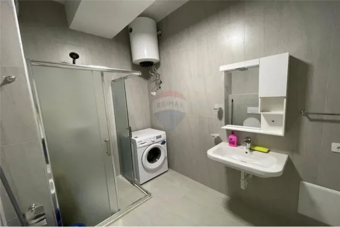 Tirane, jepet me qera apartament 2+1 Kati 2, 90 m² 450 € (Kompleksi Mangalem - Ali Demi)