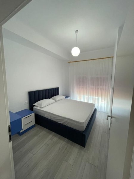 Tirane, jepet me qera apartament 2+1 Kati 2, 90 m² 450 € (Kompleksi Mangalem)