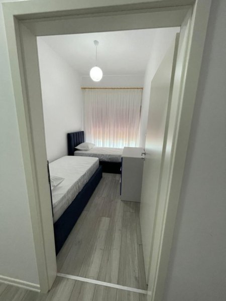 Tirane, jepet me qera apartament 2+1 Kati 2, 90 m² 450 € (Kompleksi Mangalem)