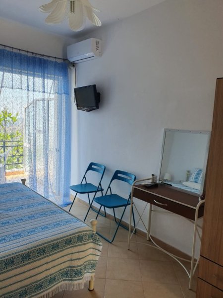 Himare, shitet Vile ne plazh 3 Katshe Kati 3, 1.700 m² 700.000 € (HIMARE)