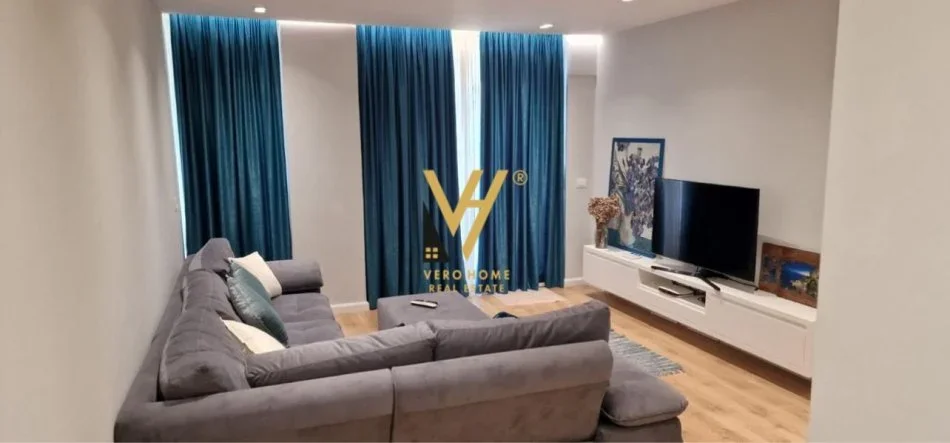 Dhermi - Palase, shitet apartament 3+1+Ballkon Kati 5, 137 m² 350.000 € (DHERMI)