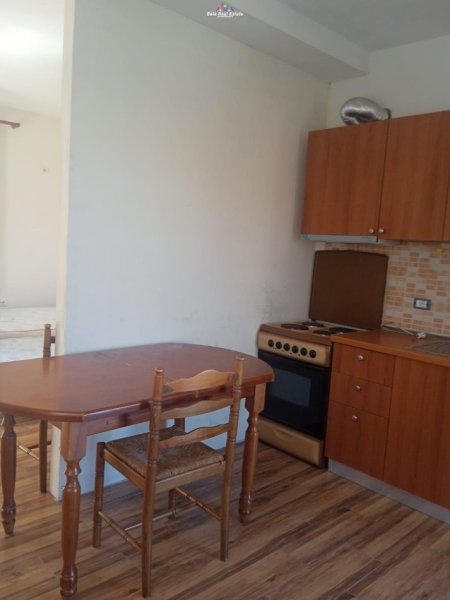 Tirane, jepet me qera garsonier Kati 2, 50 m² 290 € (mihal grameno)