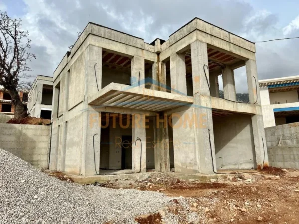 Dhermi - Palase, shitet Vile 4+1+Aneks+Ballkon Kati 3, 219 m² 1.100.000 € (Palase)